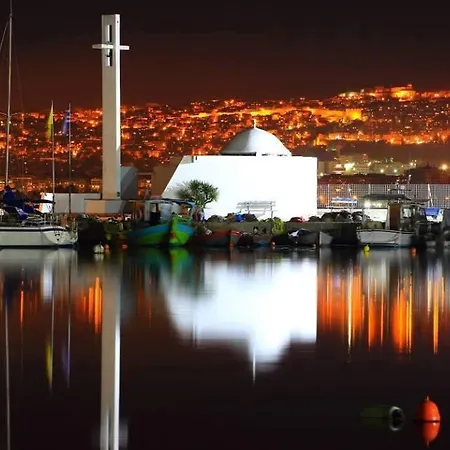 Πλωτό κατάλυμα 