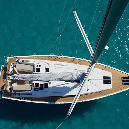 Botel ''alkyoni